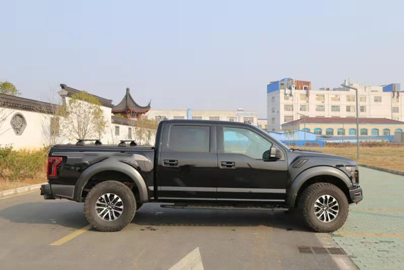 Saremas Universal Adjustable Aluminum Truck Bed Ladder Rack for Pickups with Slide Rail on Tonneau Cover